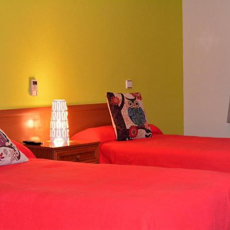 Hostal Gastrobar Carmelo Villarejo de Salvanés 외부 사진